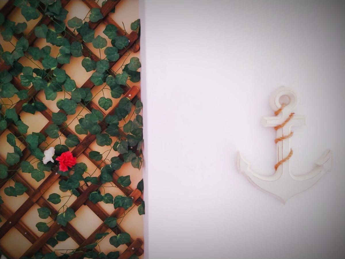 Hostal Casa Nautilus Cádiz Kültér fotó