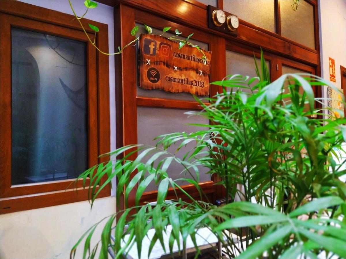 Hostal Casa Nautilus Cádiz Kültér fotó